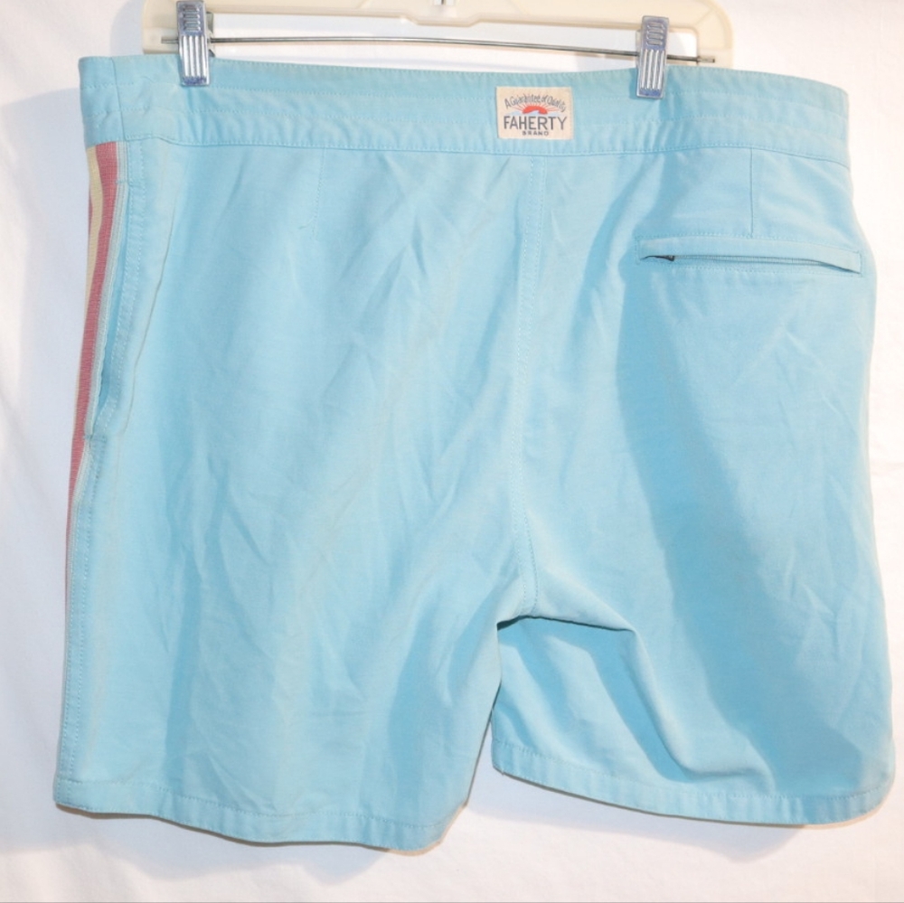 Faherty Biarritz Boardshort - Blue Horizon StripeSize 34 - Picture 8 of 12